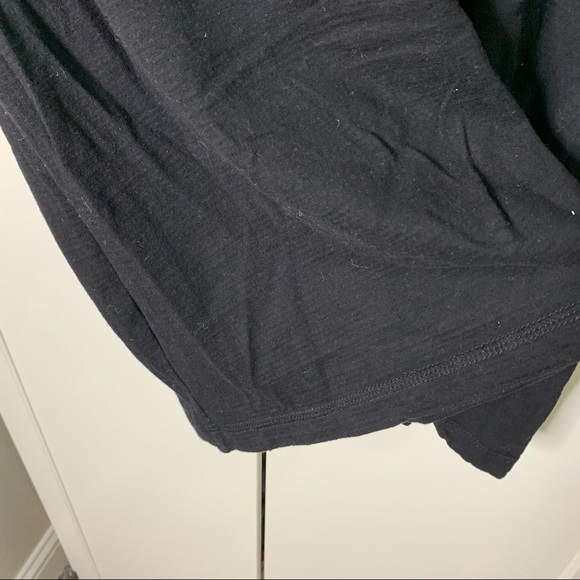 Men’s G by Guess V-Cut T-Shirt - Picture 6 of 11